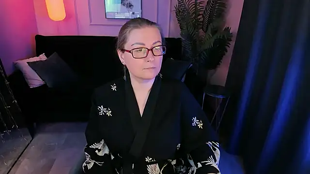 Snapshot of Alexandra_Kind chatting on 14, 4, 2026 Alexandra Kind online show from 14, 4, 2026