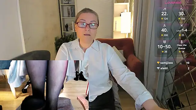 Snapshot of Alexandra_Kind chatting on 18, 6, 2026 Alexandra Kind online show from 18, 6, 2026