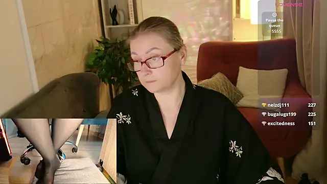 Snapshot of Alexandra_Kind chatting on 1, 7, 2026 Alexandra Kind online show from 1, 7, 2026