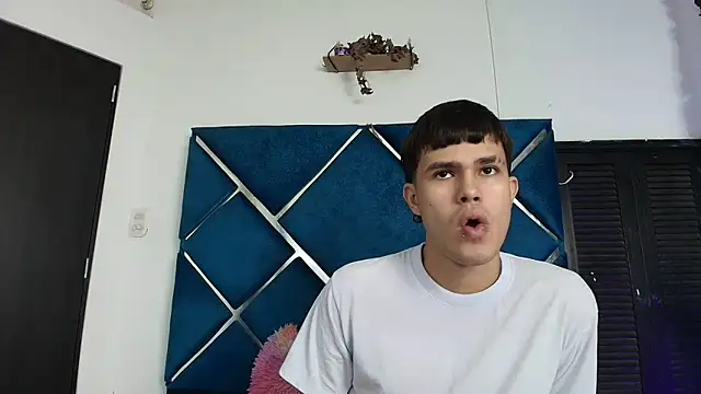 EdwinBoys online show from 5, 6, 2026