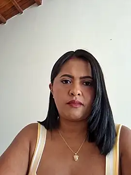 Ayla Phone online show from 18, 4, 2026