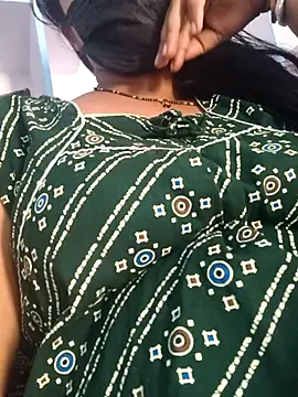 sweetylove01 online show from 20, 6, 2026