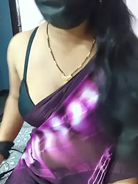 sweetylove01 online show from 16, 7, 2026