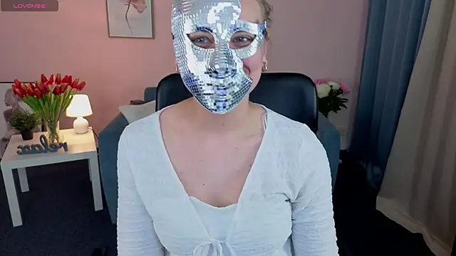 Snapshot of DanaHurt1 chatting on 22, 6, 2026 DanaHurt1 online show from 22, 6, 2026