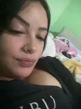 novinhahot18 online show from 15, 4, 2026