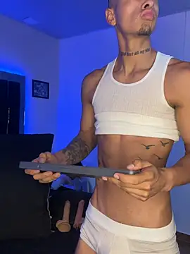Snapshot of willclayy chatting on 9, 5, 2026 willclayy online show from 9, 5, 2026