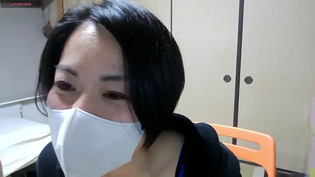 Snapshot of rin2432 chatting on 15, 5, 2026 rin2432 online show from 15, 5, 2026