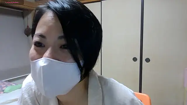 Snapshot of rin2432 chatting on 16, 5, 2026 rin2432 online show from 16, 5, 2026