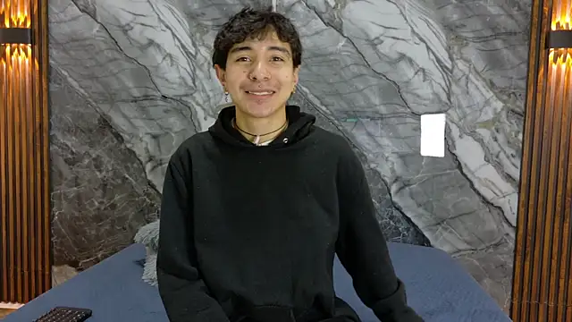 NoahWalker   online show from 18, 5, 2026