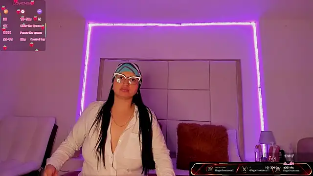 Agatha Atenea11 online show from 1, 5, 2026