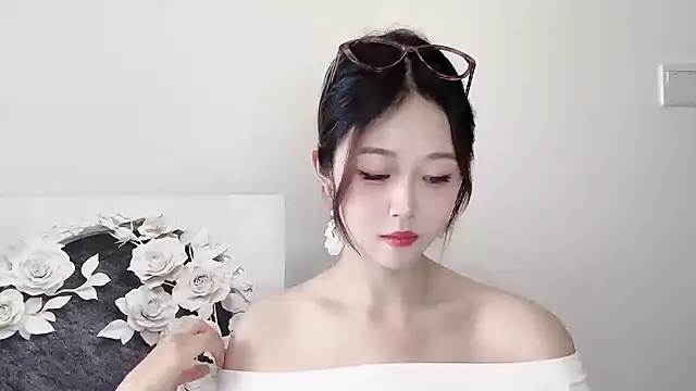 KiKi-011 online show from 19, 5, 2026
