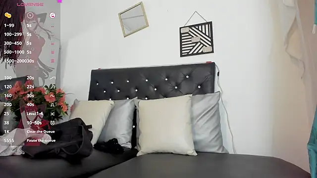 Snapshot of Sweett-Maria chatting on 19, 6, 2026 Sweett-Maria online show from 19, 6, 2026