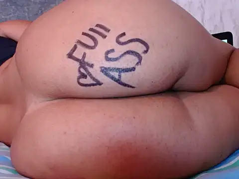 Snapshot of sexy-body22 chatting on 11, 6, 2026 sexy-body22 online show from 11, 6, 2026