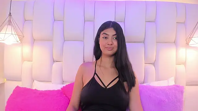 Snapshot of TaniaSevillano chatting on 1, 5, 2026 TaniaSevillano online show from 1, 5, 2026