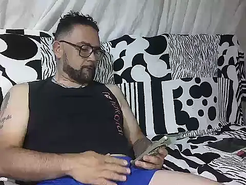 CarlossexVen online show from 19, 4, 2026