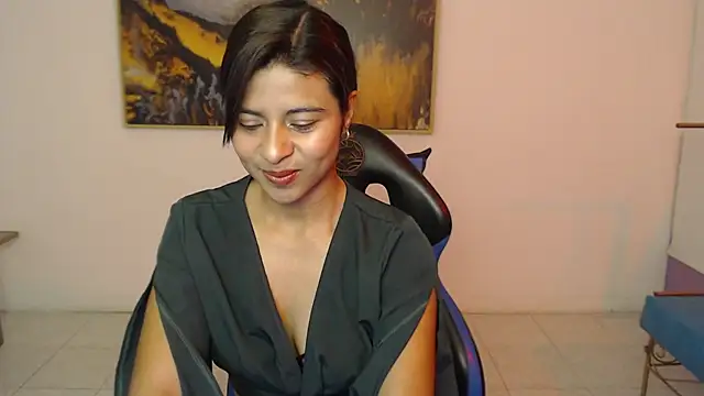 Snapshot of Lady_isabella_ chatting on 6, 5, 2026 Lady isabella online show from 6, 5, 2026