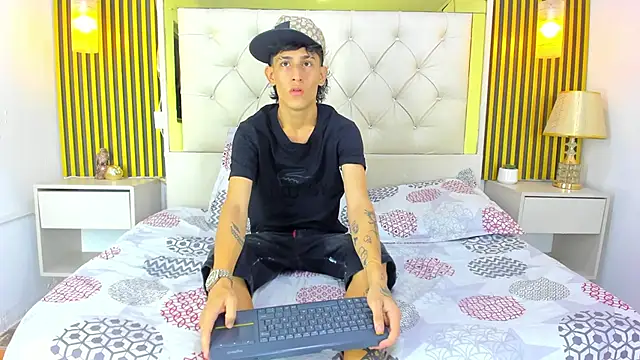 Snapshot of Just18Jake_ chatting on 5, 5, 2026 Just18Jake online show from 5, 5, 2026