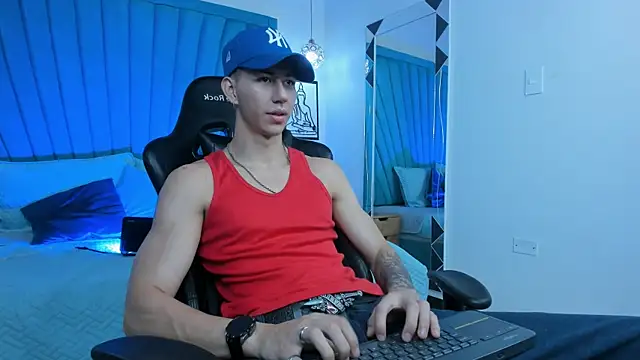 Snapshot of OliverThompsonJS chatting on 30, 4, 2026 OliverThompsonJS online show from 30, 4, 2026