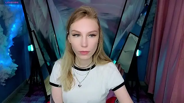 MilaDuales online show from 6, 5, 2026