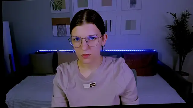 AnnaThorne online show from 1, 5, 2026
