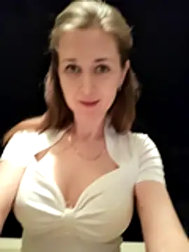 Snapshot of irresistibelle chatting on 28, 6, 2026 irresistibelle online show from 28, 6, 2026