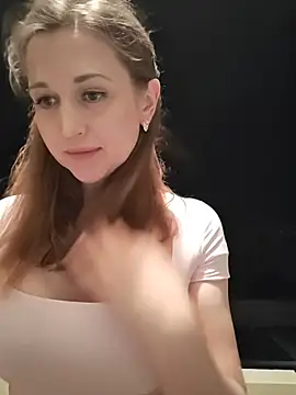 Snapshot of irresistibelle chatting on 16, 7, 2026 irresistibelle online show from 16, 7, 2026