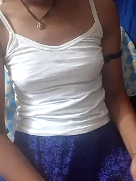 Snapshot of Kamini_rani chatting on 25, 4, 2026 Kamini rani online show from 25, 4, 2026
