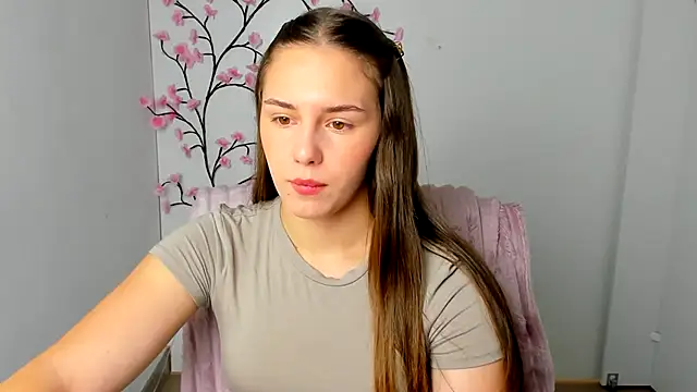 Snapshot of Kyara_ra chatting on 3, 8, 2026 Kyara ra online show from 3, 8, 2026