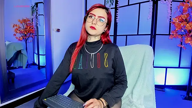 zara rouxx  online show from 21, 5, 2026