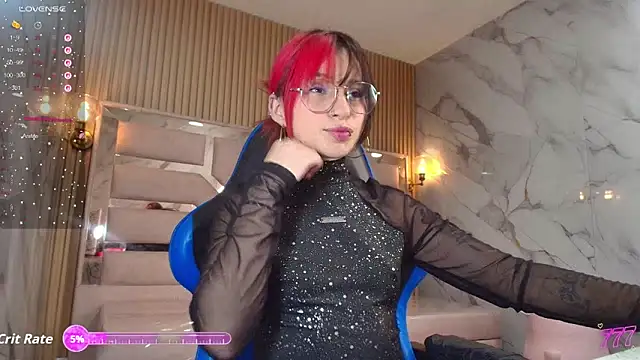 Moon Red r online show from 26, 4, 2026