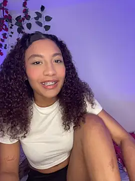 Daphnne Curly online show from 22, 5, 2026