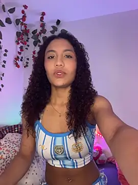 Daphnne Curly online show from 30, 5, 2026