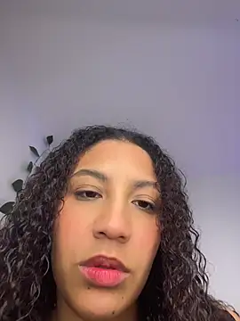 Daphnne Curly online show from 12, 7, 2026