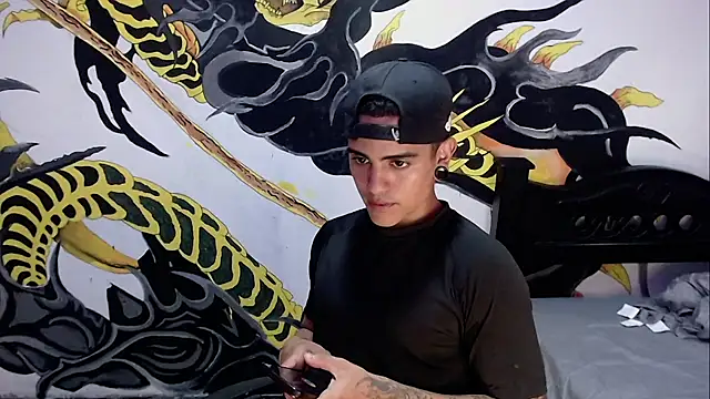 Kizameee  online show from 10, 6, 2026