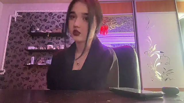 ShriekedGrafting online show from 19, 4, 2026