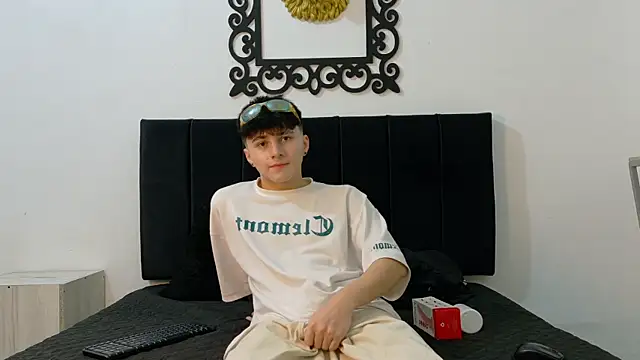 Snapshot of LunayDream chatting on 13, 6, 2026 LunayDream online show from 13, 6, 2026