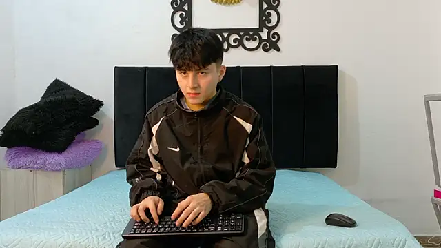 Snapshot of LunayDream chatting on 20, 6, 2026 LunayDream online show from 20, 6, 2026
