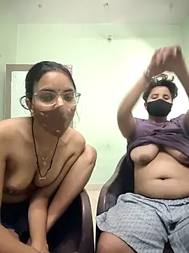 Snapshot of Payal_Sonali chatting on 4, 5, 2026 Payal Sonali online show from 4, 5, 2026