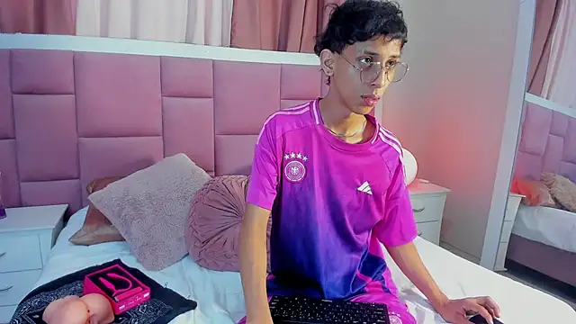 dax blaze online show from 3, 6, 2026