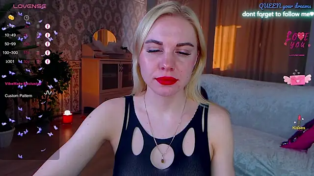 Snapshot of FromRussia chatting on 25, 4, 2026 FromRussia online show from 25, 4, 2026