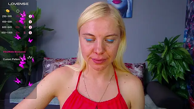 Snapshot of FromRussia chatting on 8, 7, 2026 FromRussia online show from 8, 7, 2026