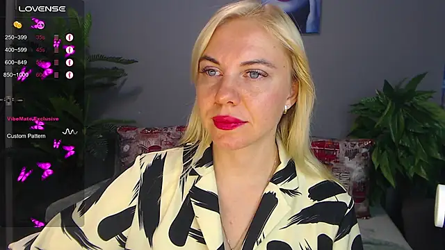 Snapshot of FromRussia chatting on 22, 7, 2026 FromRussia online show from 22, 7, 2026