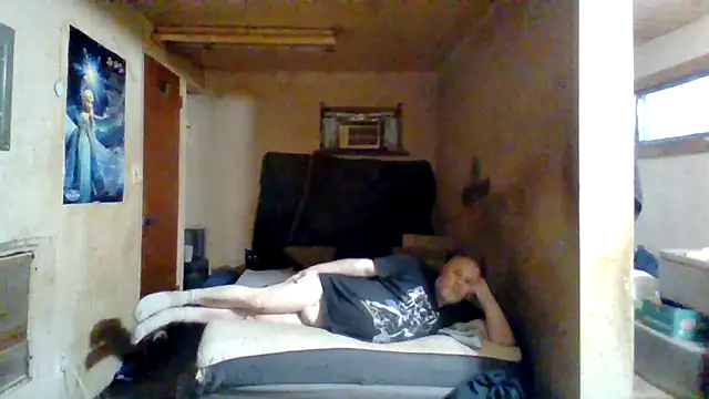 Snapshot of Nightshade1195 chatting on 12, 6, 2026 Nightshade1195 online show from 12, 6, 2026