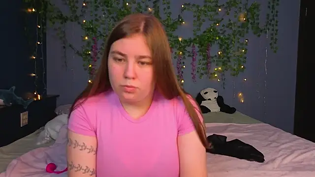 Boobsy girl online show from 22, 7, 2026