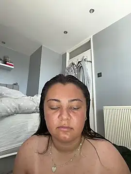 Snapshot of Laurenrose_x chatting on 12, 5, 2026 Laurenrose x online show from 12, 5, 2026