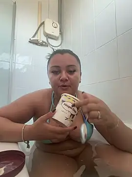 Snapshot of Laurenrose_x chatting on 26, 5, 2026 Laurenrose x online show from 26, 5, 2026