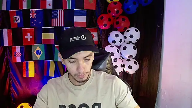 Snapshot of dante_18cm_ chatting on 22, 6, 2026 dante 18cm online show from 22, 6, 2026