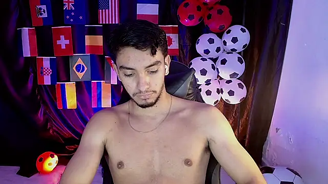 Snapshot of dante_18cm_ chatting on 14, 7, 2026 dante 18cm online show from 14, 7, 2026