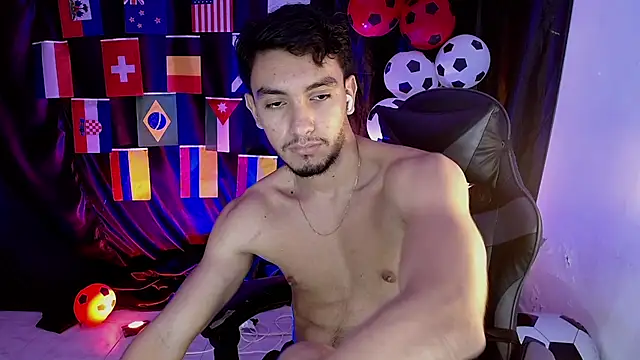 Snapshot of dante_18cm_ chatting on 14, 7, 2026 dante 18cm online show from 14, 7, 2026