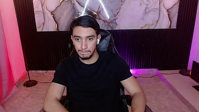 Snapshot of dante_18cm_ chatting on 25, 7, 2026 dante 18cm online show from 25, 7, 2026